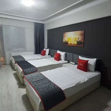 Hotel Adali & 3*